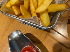 香炸宽薯条-新贝乐意大利餐厅(苏州中心店)