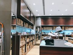 -UGG(燕莎奥特莱斯购物中心店)