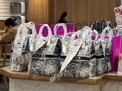 -霸王茶姬(正佳广场店)