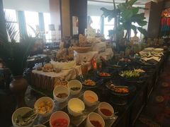 -东方豪景花园酒店·怡景旋转餐厅