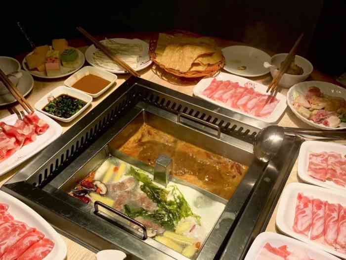 猪圈火锅(漳州店)-"非常好吃,位置好找,就是人很多,经常需要.