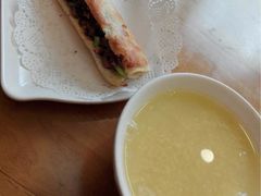 -王胖子驴肉火烧(鼓楼店)