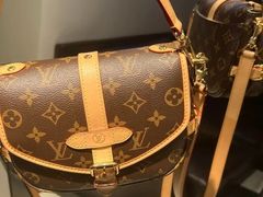 -海星奢选二手奢侈品手表包包鉴定回收寄卖(墨玉南路店)