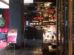 -Salon de The de Joel Robuchon(外滩18号店)