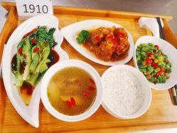 -敦南舒悦月子会所(南湖店)