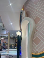 -奈尔宝家庭中心·亲子餐厅(苏州大悦城店)