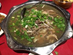 -谢老五跷脚牛肉·非遗传承店