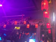 -喜鹊音乐酒馆(西街店)