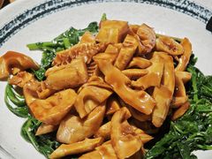 油焖春笋润豆苗-竹里馆·淮扬菜·功夫茶(老门东店)