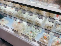 -白玉兰食品(中山公园龙之梦店)