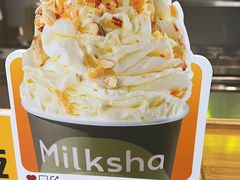 巨巨巨无霸雪顶鲜奶茶-迷客夏Milksha(圆融天幕店)
