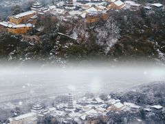 -灵岩山风景区