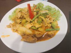 -Neary Khmer Restaurant