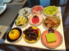 -江上荟·创意中国菜(绿地缤纷城店)