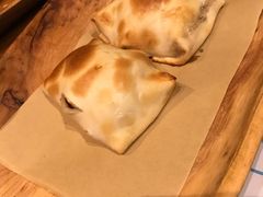 新疆烤包子-天山醉美·新疆餐厅(富华里店)
