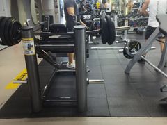 -超鹿运动(五四路恒力城店)