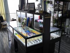 -视野联行眼镜蔡司·依视路官方授权店(顺城店)