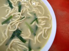 -三百碗宝应长鱼面(板仓街店)