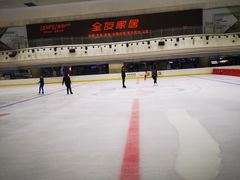 -冠军冰场CHAMPION RINK(环球银泰城店)