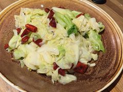 炝炒圆白菜-懒人盐府人家(安贞店)