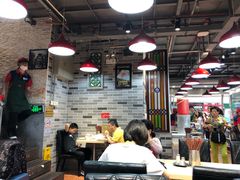 大堂-荔银肠粉(广州天河华利路店)