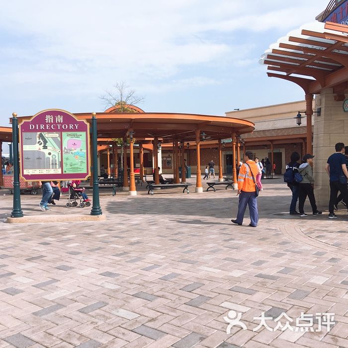 迪士尼度假区停车场