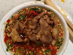 -阿瓦山寨·湘菜现炒·剁椒鱼头王(咸阳总店)