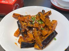 -金鱼盆32年水煮鱼·18秒辣椒炒肉(京西大悦城店)