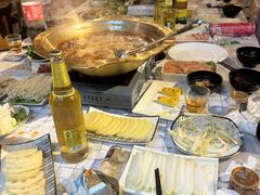 -玩坞轰趴馆·户外团建聚会主题生日派对馆(世豪广场店)