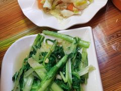 -亚黑亚炕锅农家美食(清水河店)