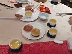 广式皮蛋酥-广东胜利宾馆西关粤中餐厅