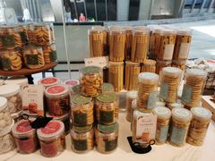 零售区-罗森尼娜(德思勤店)