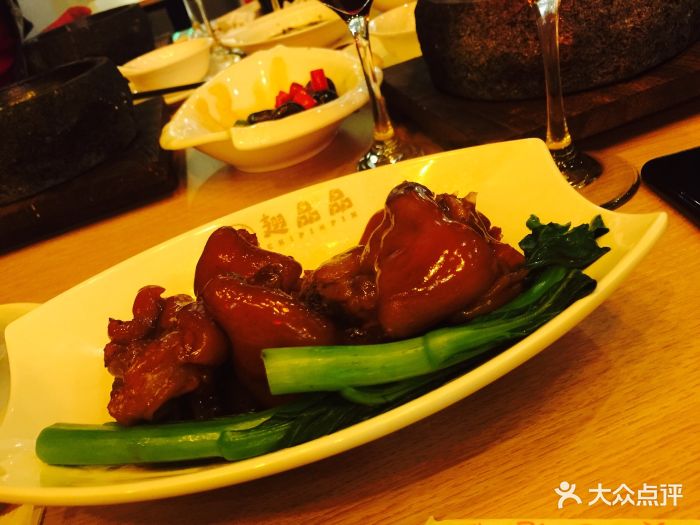 翅品品 鱼翅捞饭(龙之梦购物中心店)梅汁猪手图片 - 第3张