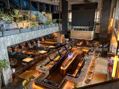 -The ROOF (通盈中心店)