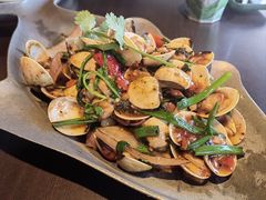 -大头虾越式风味餐厅(光明广场店)