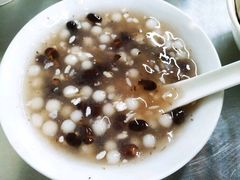 -芳婆糕团店(王府大街店)