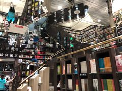 -钟书阁(群光广场店)