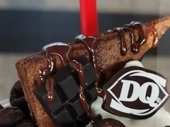 -DQ·蛋糕·冰淇淋(江北机场T2A店)