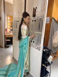 -盘子女人坊古装写真摄影(厦门总店)
