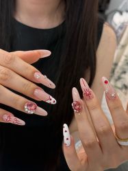 -美画轻奢美甲美睫
