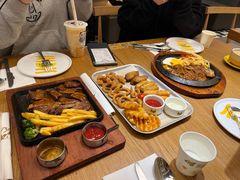 -菲滋意式餐厅(上虞万和城店)