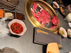 -铭牛烧肉·和牛海鲜自助(高新月牙湖店)