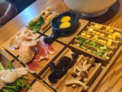 -云海肴·汽锅鸡·云南菜(天山百盛优客店)