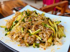 -老刘生态大鱼坊铁锅炖鱼(赛马场店)
