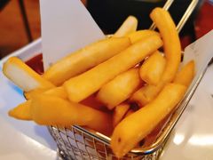 香脆薯条-WOLFGANG PUCK KITCHEN & BAR(迪士尼小镇店)