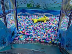 -多彩贵州城极地海洋世界