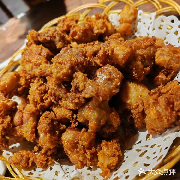 开封人都知道的胡辣汤！！最好吃的水煎包👀