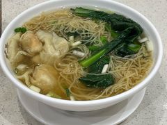 -香港新发烧腊茶餐厅(水围店)