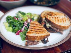 超级牛肉帕尼尼-O'mills Sourdough Bakery&Bistro(永嘉路店)