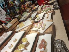 -亚马逊环球美食百汇(新城吾悦广场店)